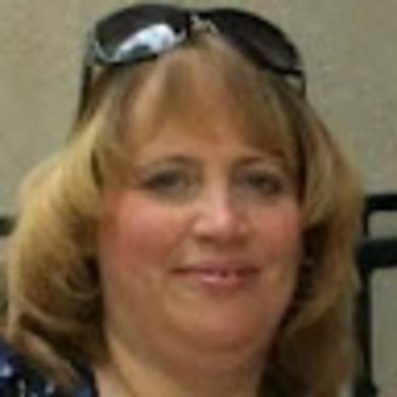 Meet your Posher, Cheryl - Picture 1 of 1